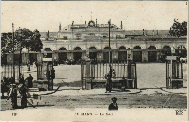 Carte postale ancienne Le Mans la Gare au Mans