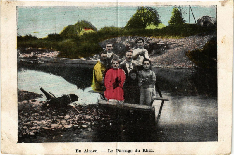 Carte postale ancienne En Alsace - Le Passage du Rhin