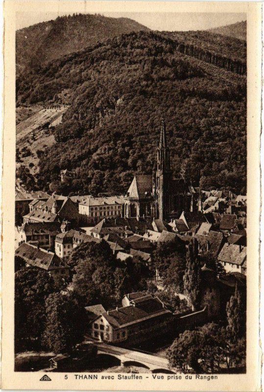 Carte postale ancienne Thann avec Stauffen - Vue prise du Rangen à Thann