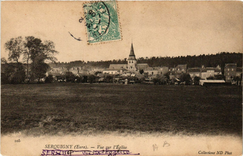 Carte postale ancienne Serquigny - Vue sur l'Eglise à Serquigny