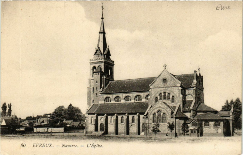 Carte postale ancienne Evreux - Navarre - L'Eglise à Évreux