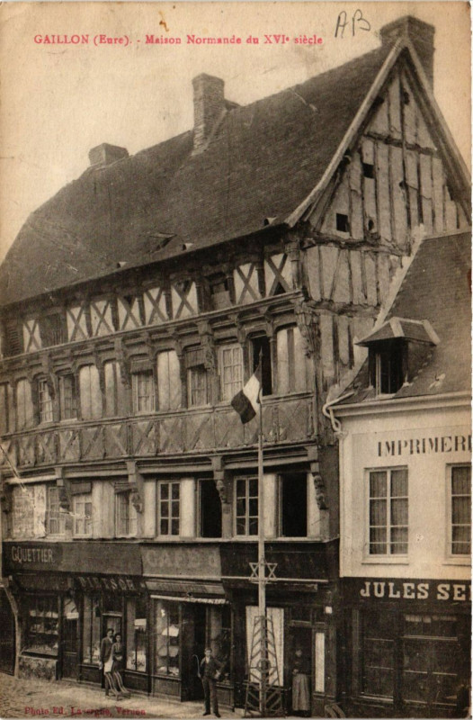 Carte postale ancienne Gaillon - Maison Normande du Xvi siecle à Gaillon