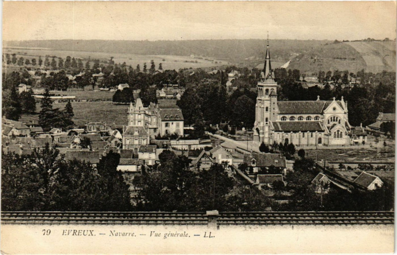 Carte postale ancienne Evreux - Navarre - Vue générale à Évreux