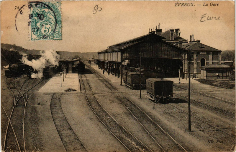 Carte postale ancienne Evreux - La Gare à Évreux