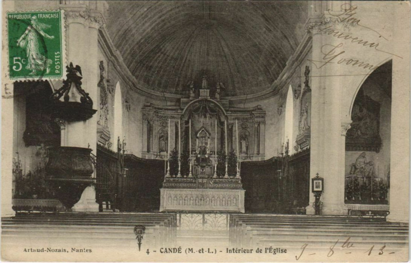 Carte postale ancienne Cande Interieur de l'Eglise