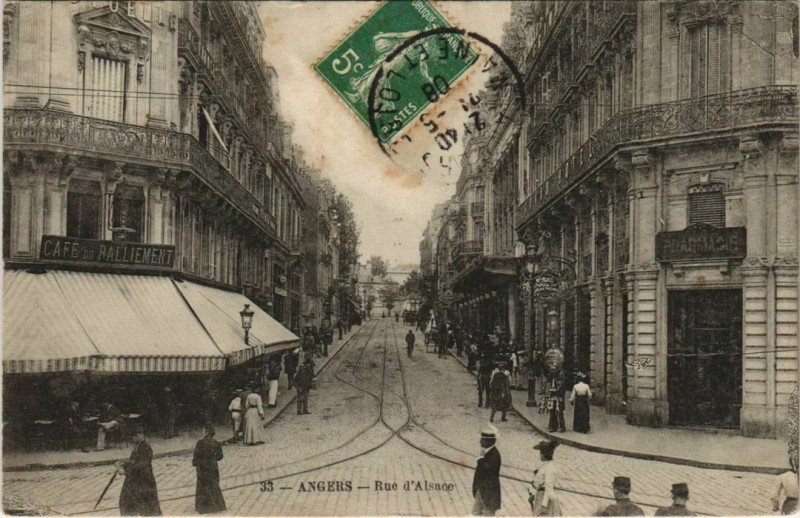 Carte postale ancienne Angers Rue d'Alsace à Angers