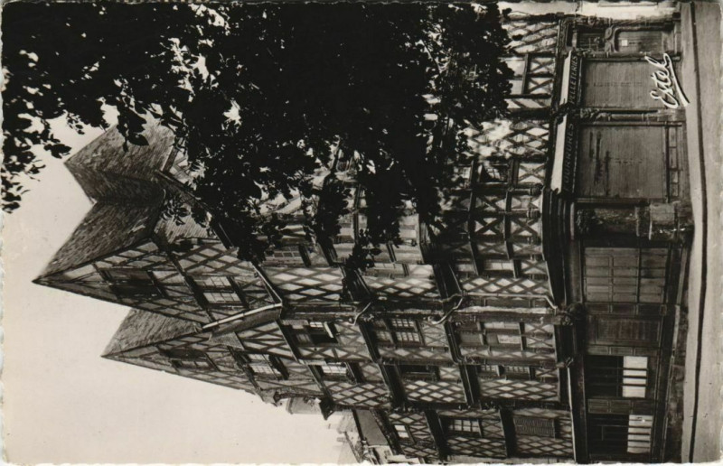 Carte postale ancienne Angers La Maison d'Adam à Angers