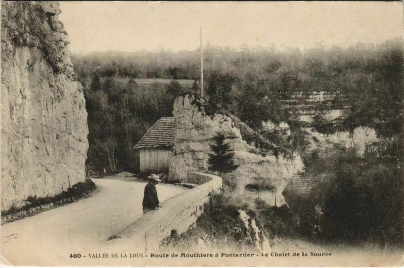 Carte postale ancienne Route de Mouthier-Haute-Pierre a Pontarlier à Mouthier-Haute-Pierre