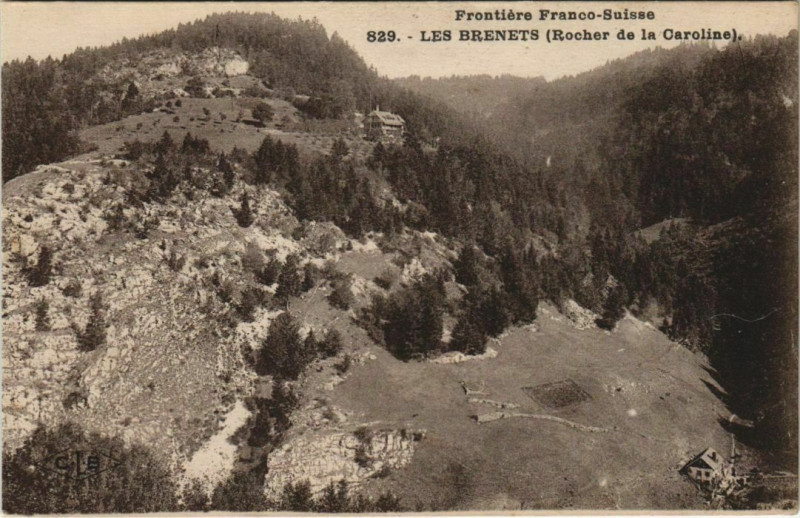Carte postale ancienne Les Brenets Rocher de la Caroline