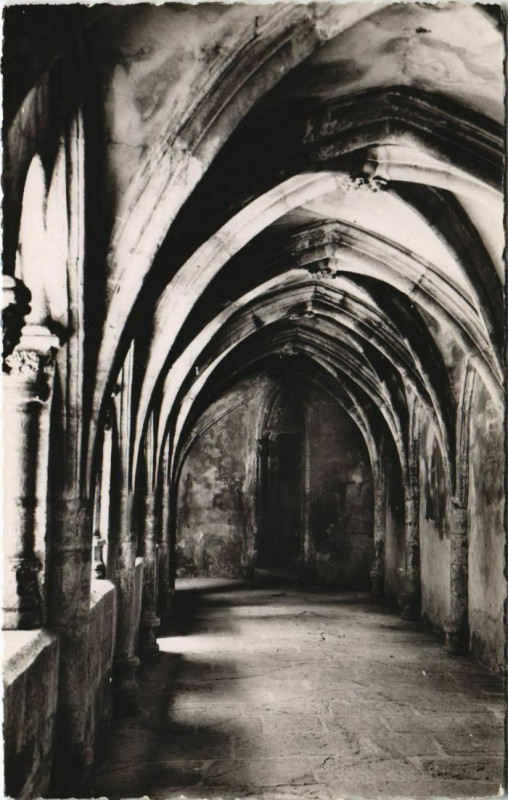Carte postale ancienne Montbenoit Le Cloitre à Montbenoît