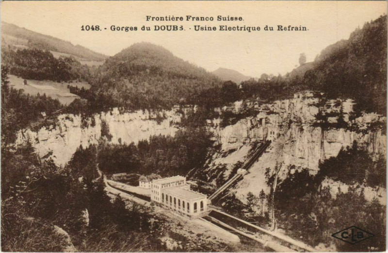 Carte postale ancienne Gorges du Doubs - Usine Electrique du Refrain à Doubs