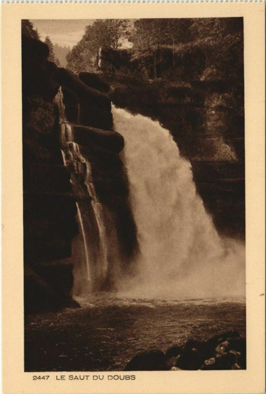 Carte postale ancienne Le Saut du Doubs à Doubs