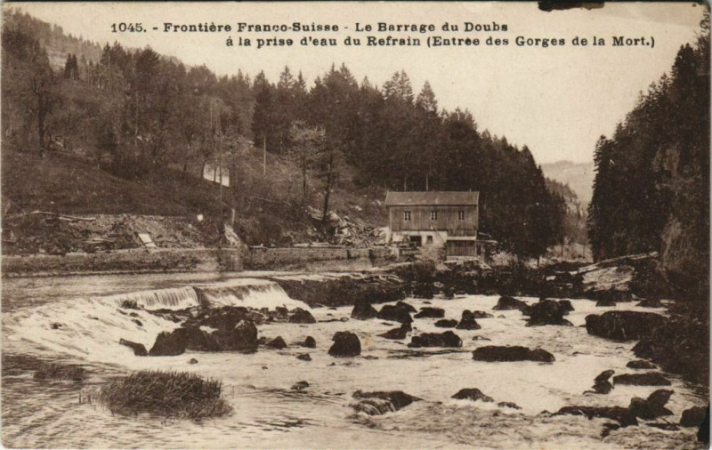 Carte postale ancienne Le Barrage du Doubs a la prise d'Eau du Refrain à Doubs