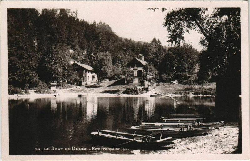 Carte postale ancienne Le Saut du Doubs - Rive Francaise à Doubs