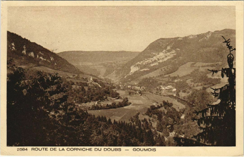Carte postale ancienne Goumois Route de la Corniche du Doubs à Goumois