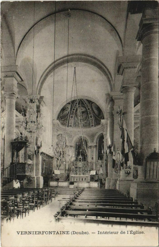 Carte postale ancienne Vernierfontaine Interieur de l'Eglise à Vernierfontaine