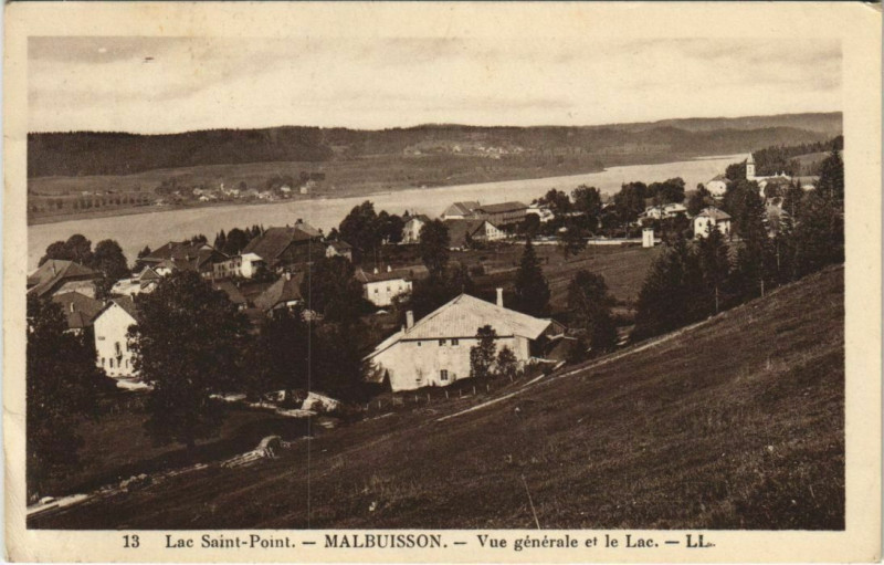 Carte postale ancienne Malbuisson Lac Saint-Point - Vue Generale et le Lac à Malbuisson
