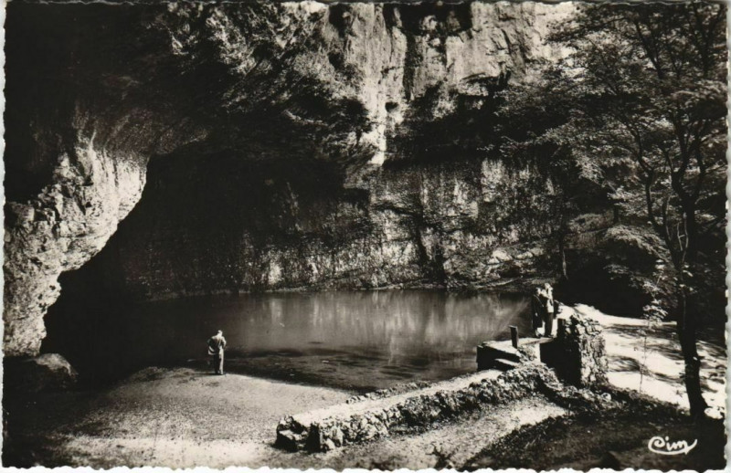 Carte postale ancienne Nans-sous-Sainte-Anne Source du Lison - La Source à Nans-sous-Sainte-Anne