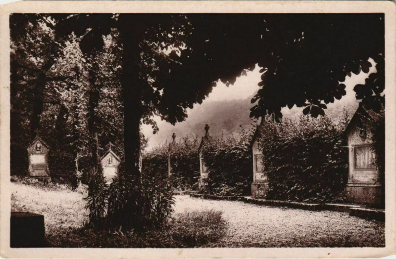 Carte postale ancienne Scey-Maisieres Notre-Dame du Chene - Le Chemin de Croix à Scey-Maisières