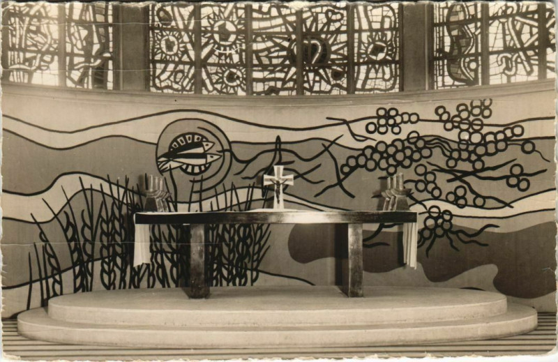 Carte postale ancienne Audincourt Sacre-Coeur d'Audincourt - Vitraux-Tapisserie à Audincourt