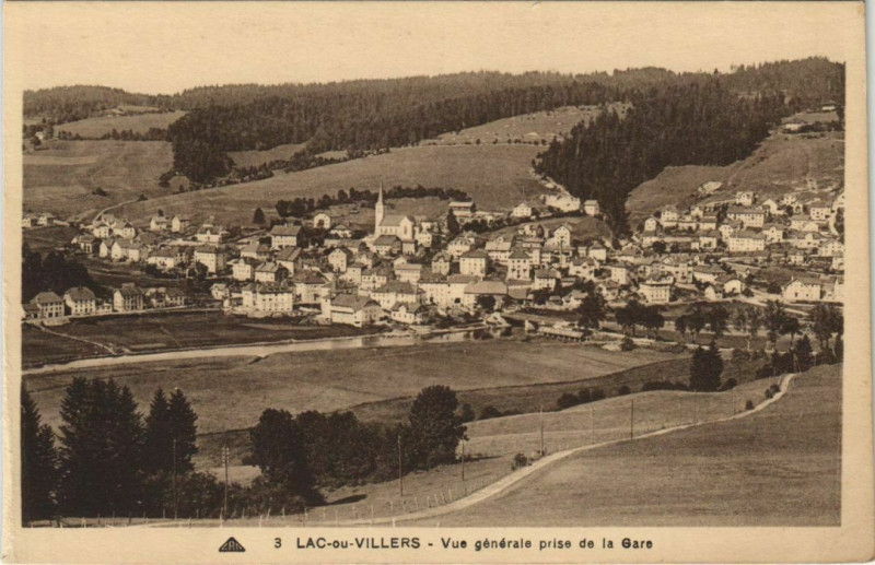 Carte postale ancienne Villers-le-Lac Lac-ou-Villers - Vue Generale prise de la Gare à Villers-le-Lac