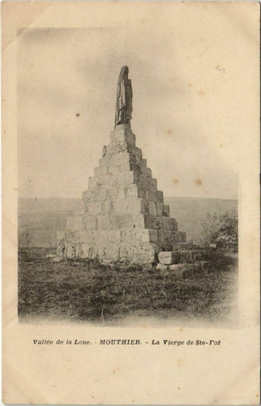 Carte postale ancienne Mouthier-Haute-Pierre La Vierge de Sainte-Fot à Mouthier-Haute-Pierre