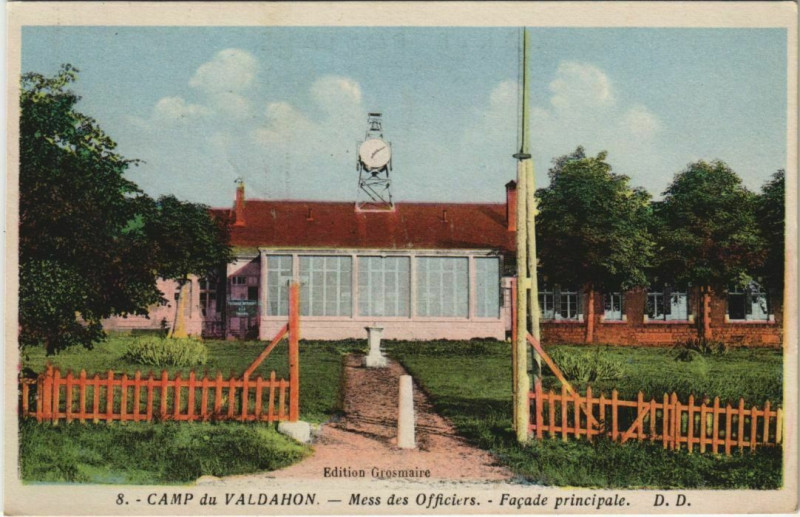 Carte postale ancienne Valdahon Camp du Valdahon - Mess des Officiers à Valdahon