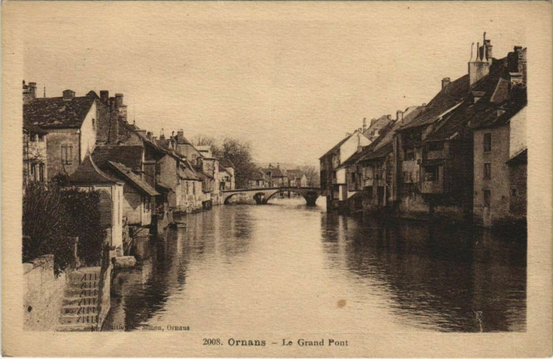 Carte postale ancienne Ornans Le Grand Pont à Ornans