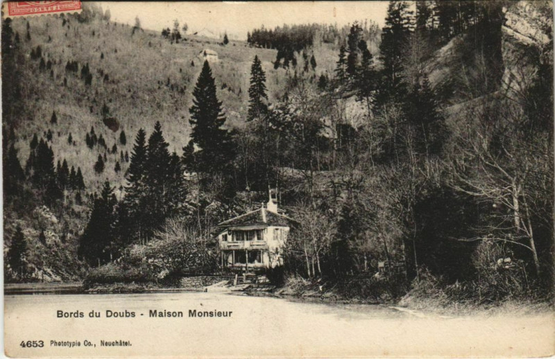 Carte postale ancienne Bords du Doubs - Maison Monsieur à Doubs