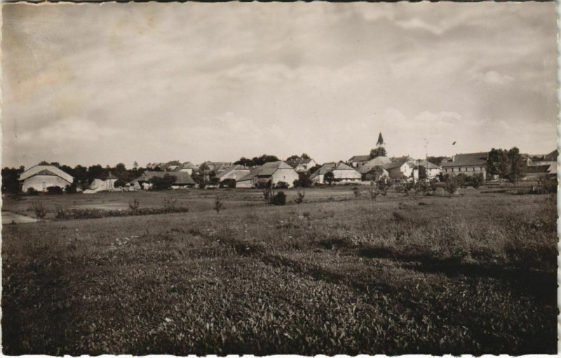 Carte postale ancienne Amancey Vue Generale à Amancey