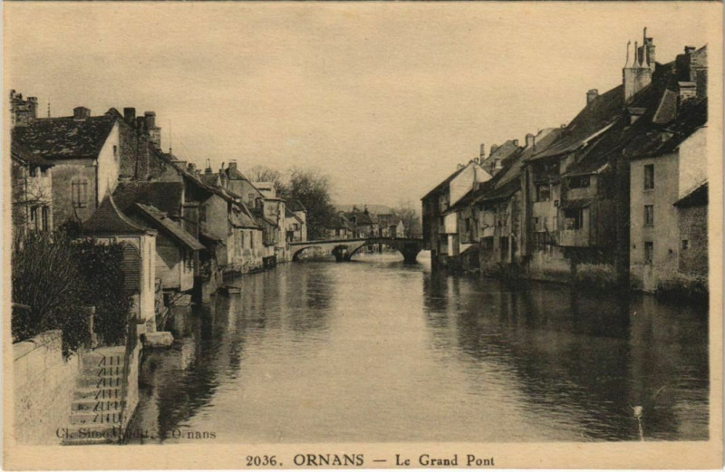 Carte postale ancienne Ornans Le Grand Pont à Ornans