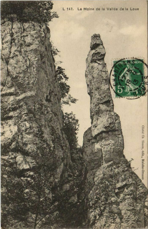 Carte postale ancienne Le Moine de la Vallee de la Loue