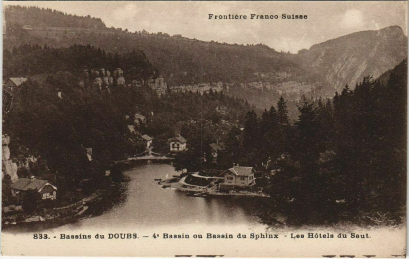 Carte postale ancienne Bassins du Doubs - 4e Bassin ou Bassin du Sphinx - Les Hotels à Doubs