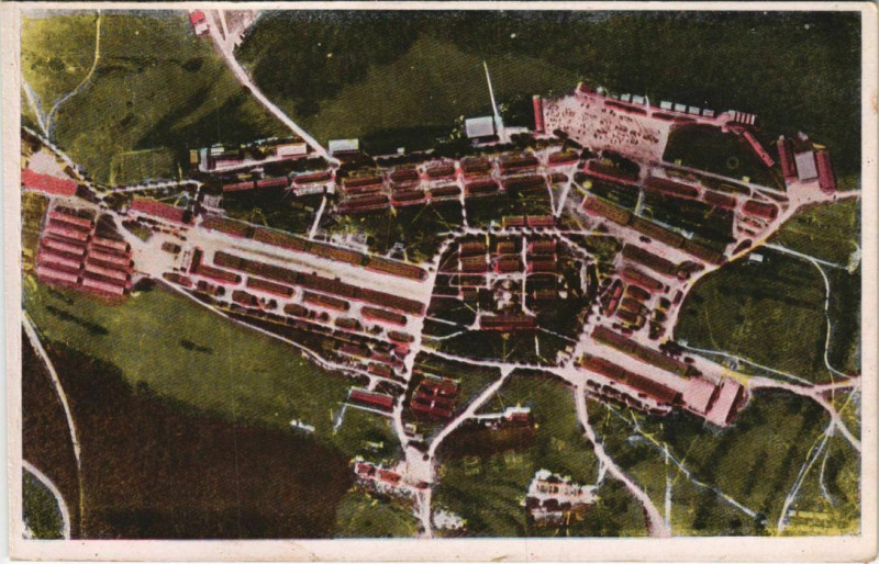 Carte postale ancienne Valdahon Vue d'Ensemble du Camp à Valdahon