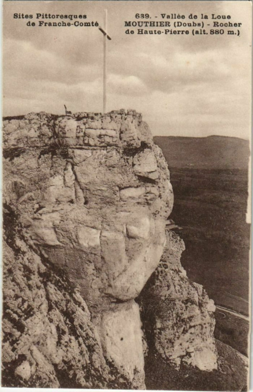 Carte postale ancienne Mouthier-Haute-Pierre Rocher de Haute-Pierre - Vallee de la Loue à Mouthier-Haute-Pierre