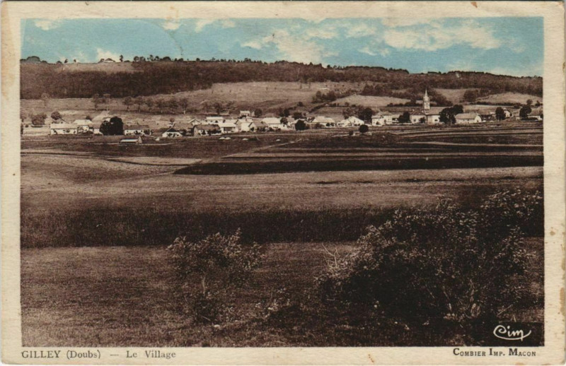 Carte postale ancienne Gilley Le Village - Vue Generale à Gilley
