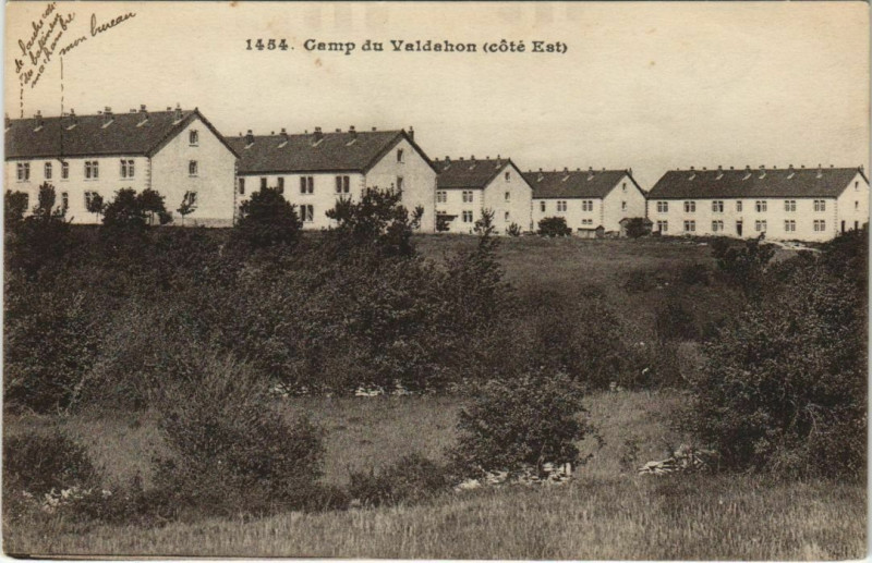 Carte postale ancienne Valdahon Camp du Valdahon - Cote Est à Valdahon