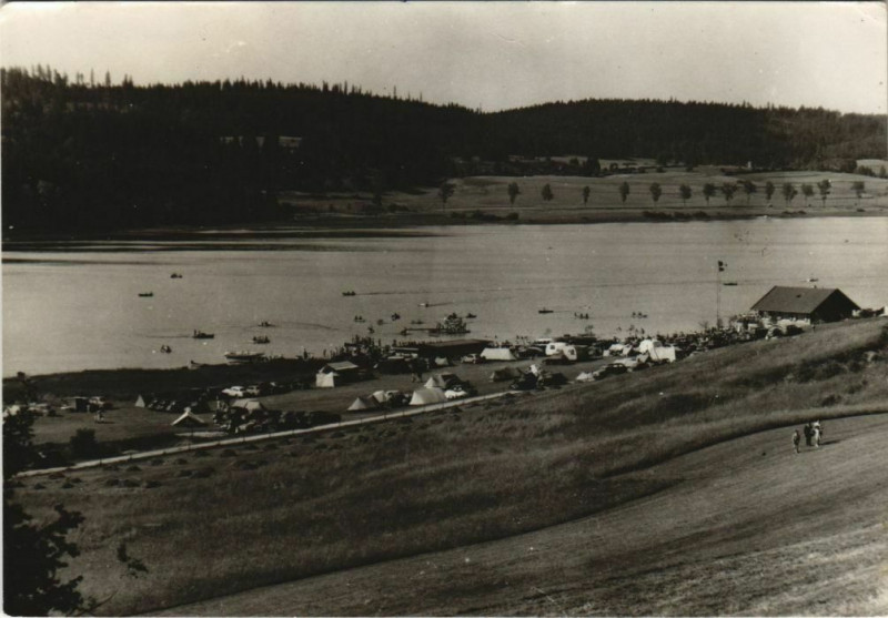 Carte postale ancienne Malbuisson La Plage à Malbuisson