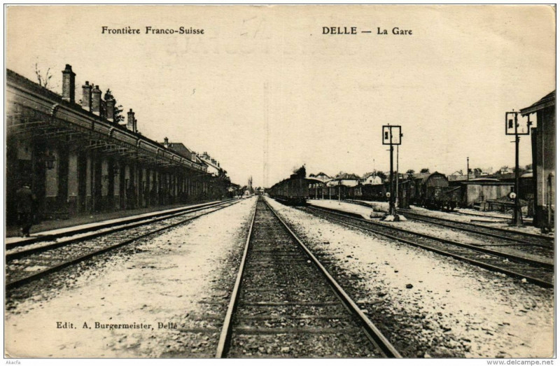 Carte postale ancienne Delle La Gare à Delle