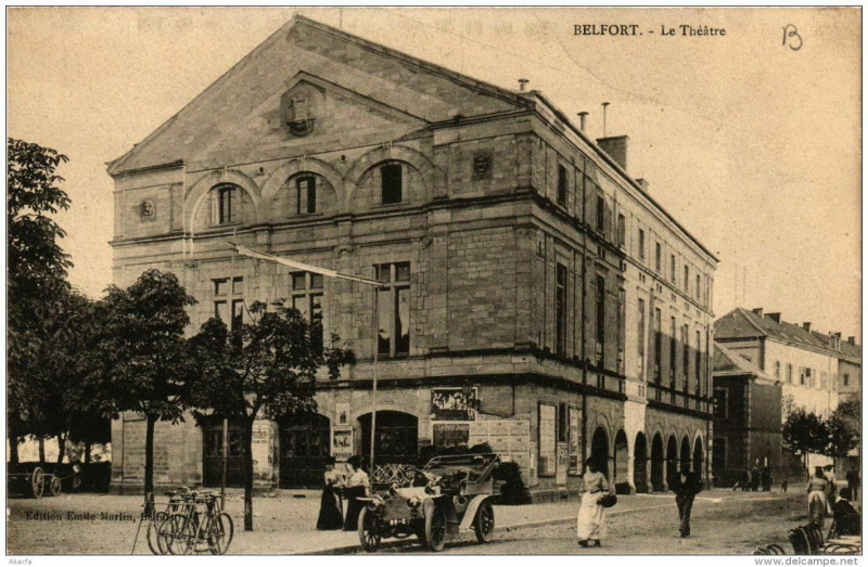 Carte postale ancienne Belfort Le Théatre à Belfort