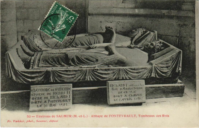 Carte postale ancienne Saumur Abbaye de Fontevrault à Saumur