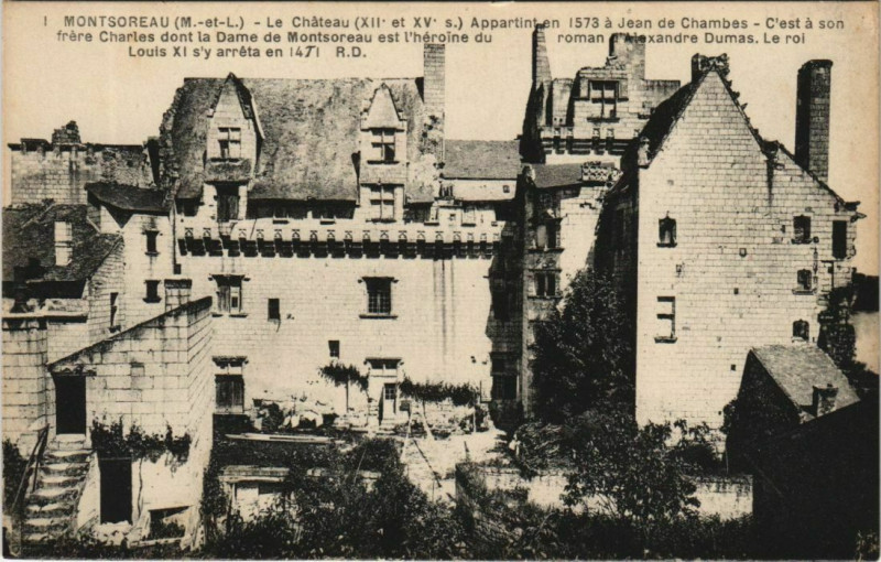 Carte postale ancienne Montsoreau Le Chateau à Montsoreau
