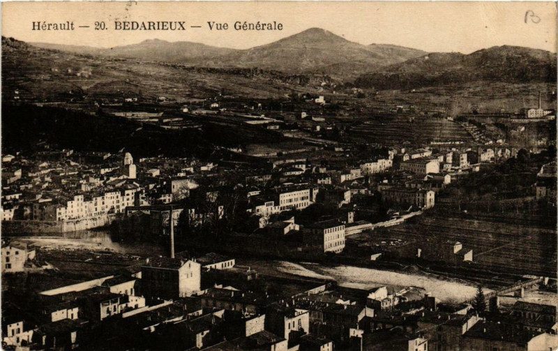 Carte postale ancienne Bedarieux Vue générale à Bédarieux