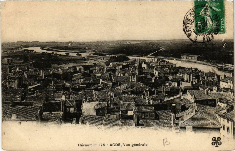 Carte postale ancienne Agde Vue générale à Agde