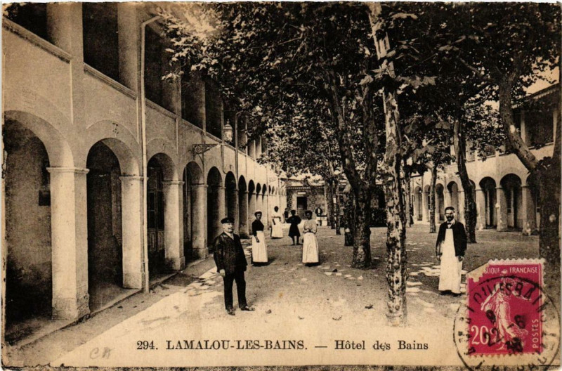 Carte postale ancienne Lamalou-les-Bains Hotel des Bains à Lamalou-les-Bains