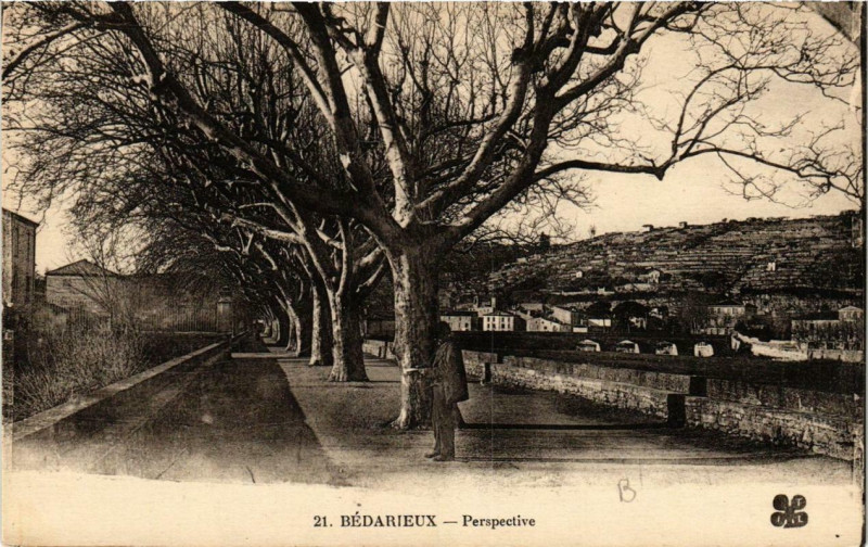 Carte postale ancienne Bedarieux Perspective à Bédarieux