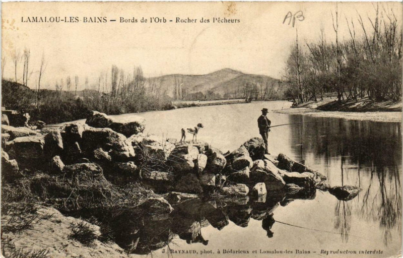 Carte postale ancienne Lamalou-les-Bains Bords de l'Orb Rocher des Pecheurs à Lamalou-les-Bains