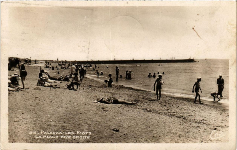 Carte postale ancienne Palavas-les-Flots La Plage Rive Droite à Palavas-les-Flots
