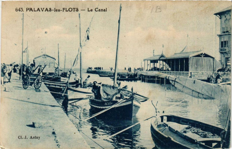 Carte postale ancienne Palavas-les-Flots Le Canal à Palavas-les-Flots