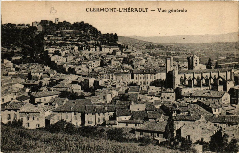 Carte postale ancienne Clermont-l'Herault Vue générale à Clermont-l'Hérault